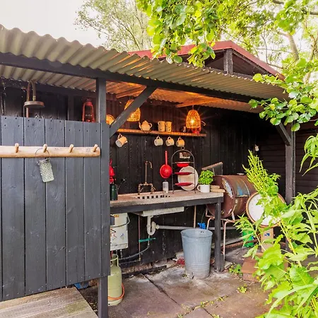 Nature Lovers Your Own Island Wijdewormer